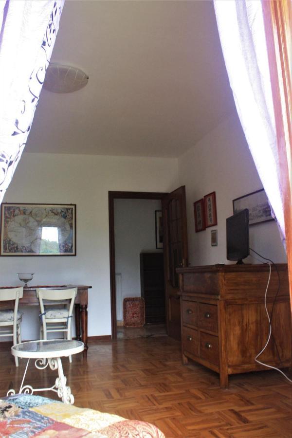 Casa Chiara Lägenhet Castiglione Chiavarese Exteriör bild